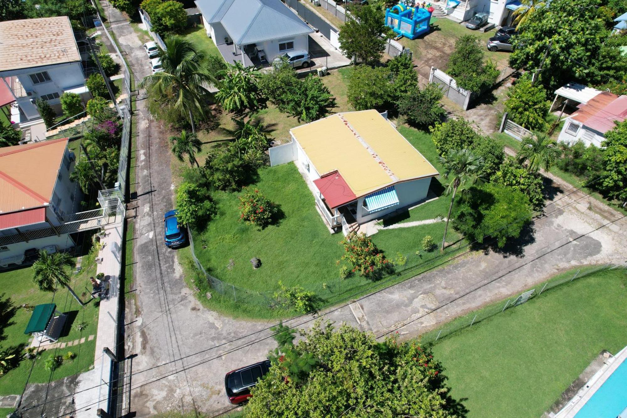 Bungalow Proche Plage Le Gosier  Exterior photo