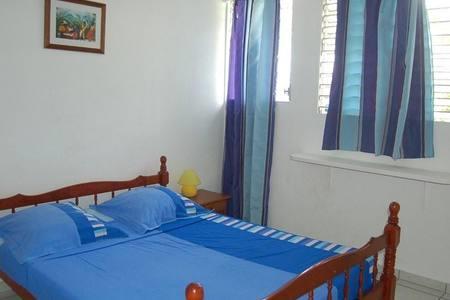 Bungalow Proche Plage Le Gosier  Exterior photo