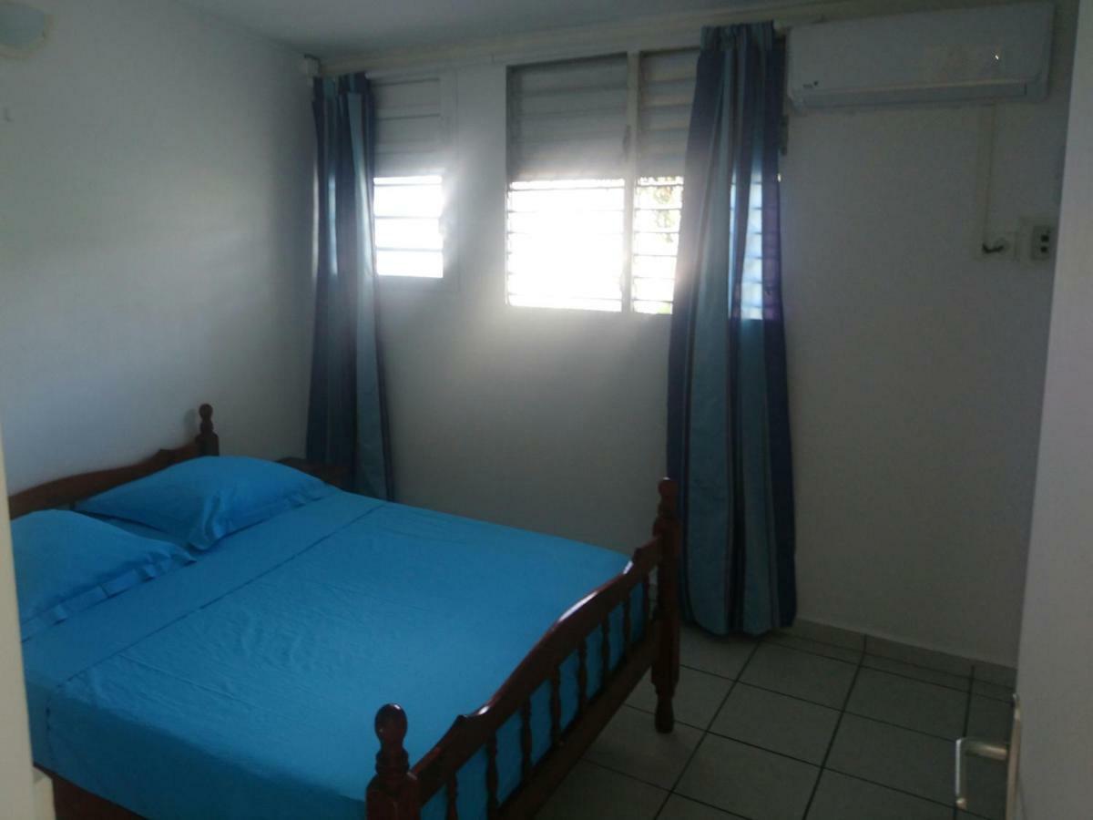 Bungalow Proche Plage Le Gosier  Exterior photo
